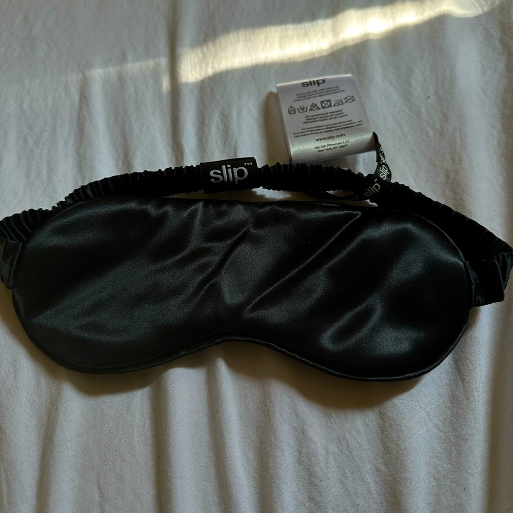 Silk eye mask